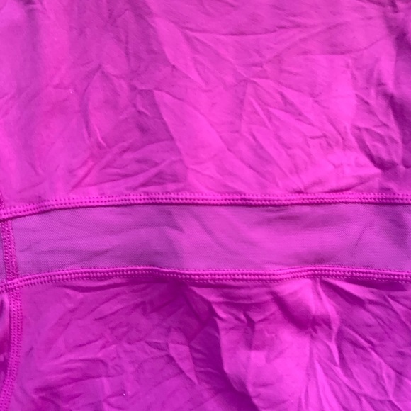 Lululemon Womens tank top activewear Sz 4 built in removeable bra pink/purple - Picture 3 of 7